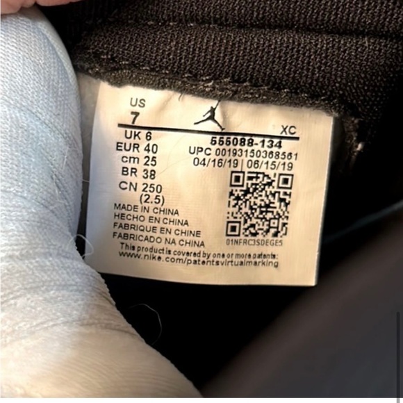 Air Jordan Retro High OG University Blue - Picture 5 of 6